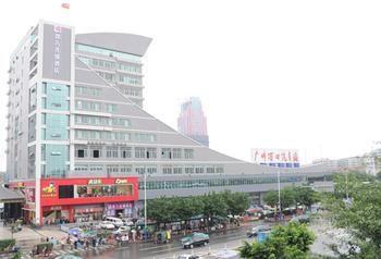 Guangzhou Weiba Hotel Esterno foto